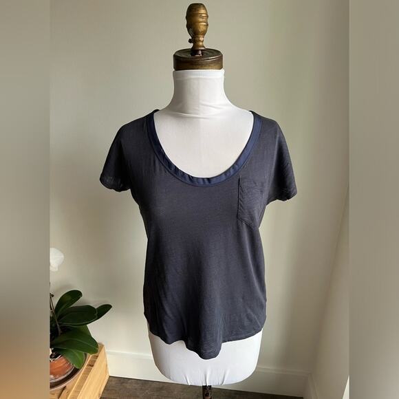 ANTHROPOLOGIE DARK BLUE T SHIRT KEYHOLE BACK WITH BOW SIZE XS - Picture 2 of 8